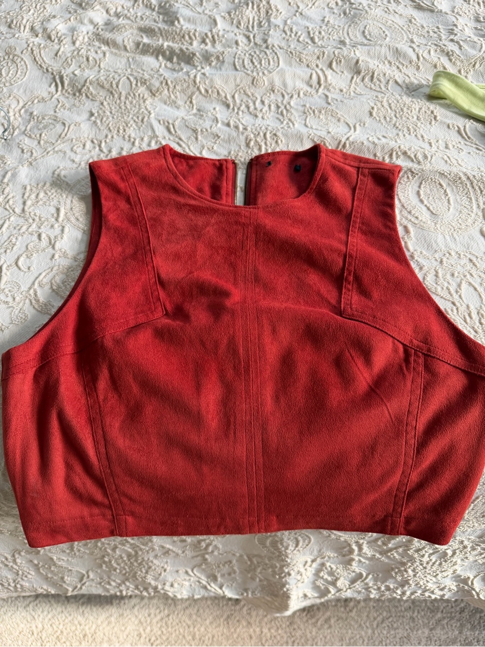 Forever 21 Red Sleeveless Cropped Tank Top
